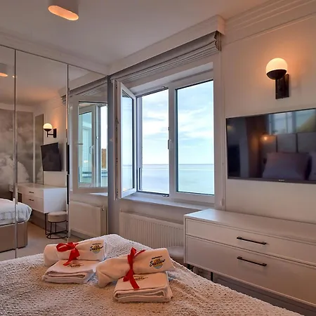 Apartament Sea-view Perłowy *