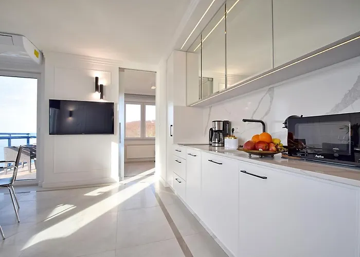 Perlowy Seaview By Rent Like *